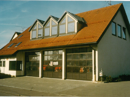 Fertigstellung Feuerwehrhaus, Bild von 1985